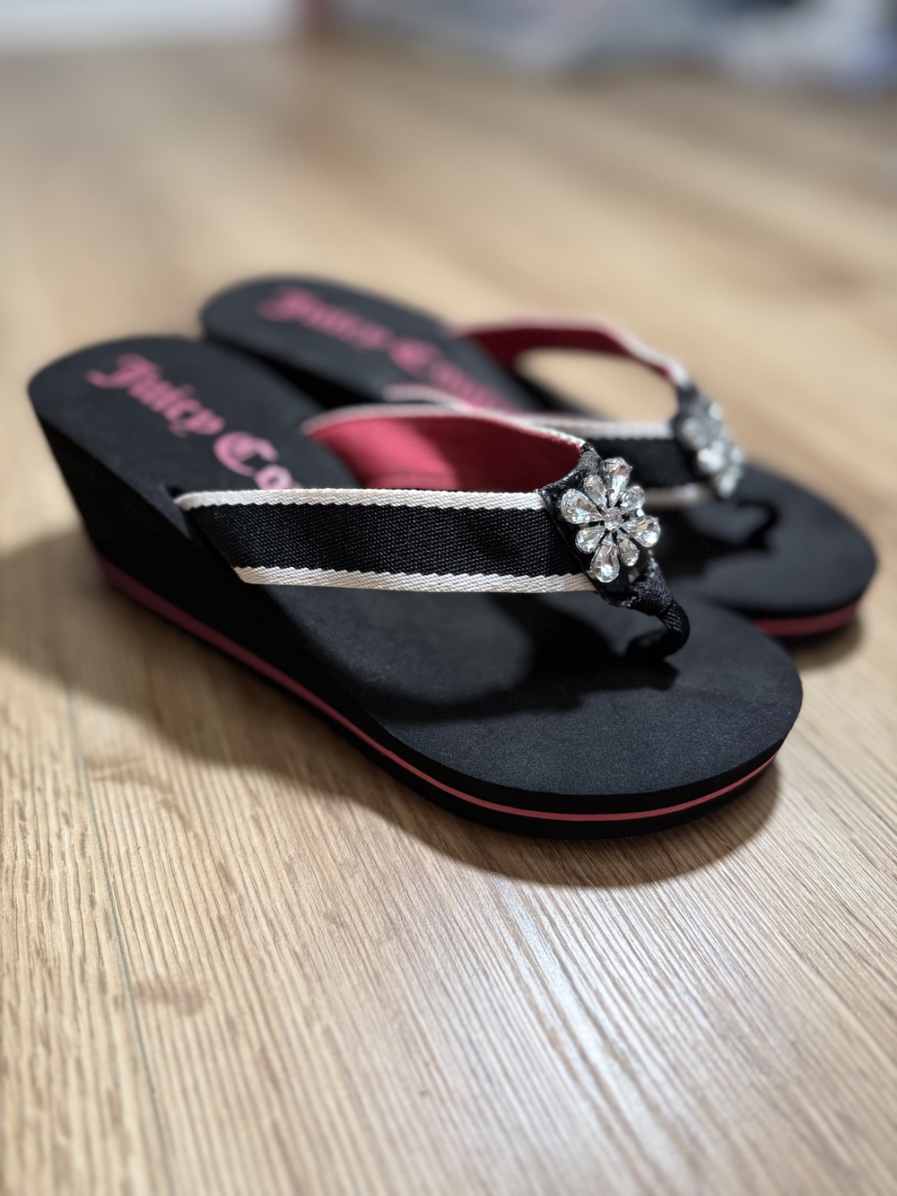 Juicy Couture Black & Pink Wedge Flip Flops with Gem Accent Size 6.5